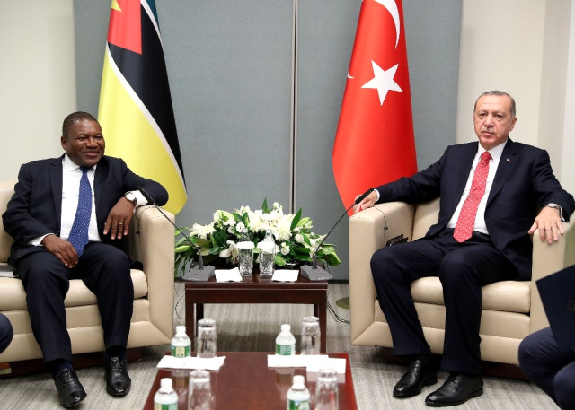 Cumhurbaşkanı Erdoğan, Mozambik Devlet Baskanı Nyusi ile Görüştü