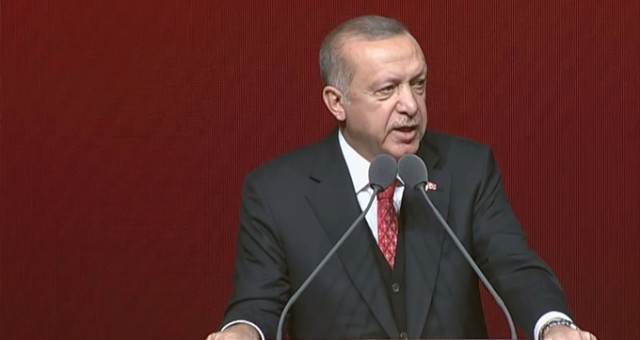 CHP’li Yılmaz’ın Türkçe Ezan Çıkışına Cumhurbaşkanı Erdoğan’dan İlk Tepki: Husumetin Göstergesi