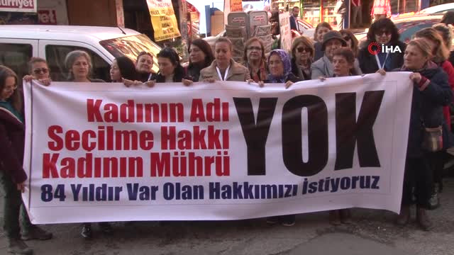 Antalyalı Kadınların Pankartlı Sessiz Seçilme Hakkı Eylemi