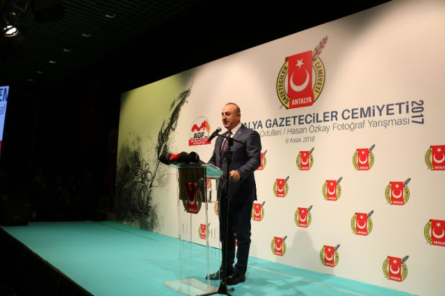 Bakan Çavuşoğlu’ndan Fransa Açıklaması
