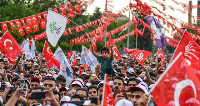 HDP, İstanbul’daki Seçmenine ‘CHP’nin Adayı İmamoğlu’na Oy Verecek misiniz?’ Diye Soracak