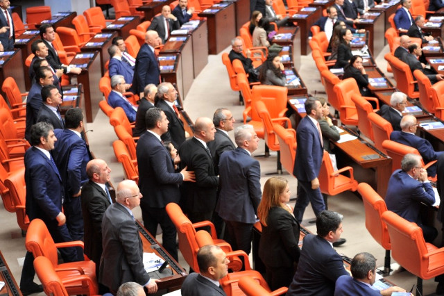 Kılıçdaroğlu: ‘1 Ocak 2019’dan İtibaren CHP’li Belediyelerin Olduğu Bütün Yerlerde Asgari Ücret Net…