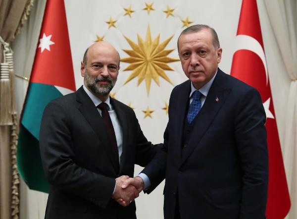 Ürdün Başbakanı ve Savunma Bakanı Omar Al Razzaz, Beştepe’de