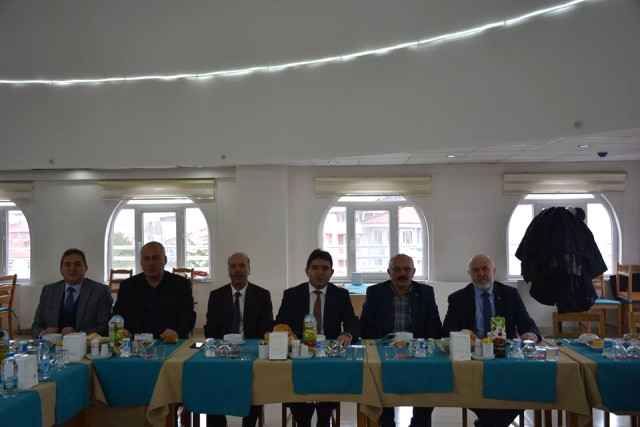 Yalova İl Genel Meclis Üyelerinden Başkan Bozkurt’a Ziyaret
