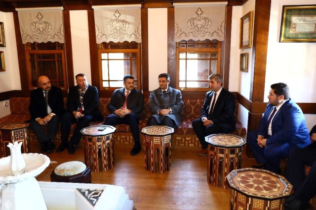 Bakan Pakdemirli, Berlin’de Türk Vatandaşlarıyla Bir Araya Geldi