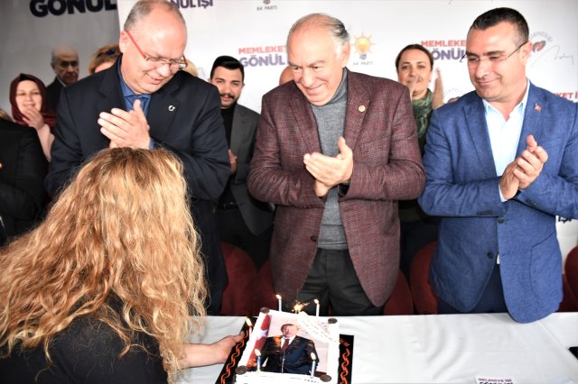 Bodrum’da Cumhurbaşkanı Erdoğan’ın Doğum Günü Kutlandı