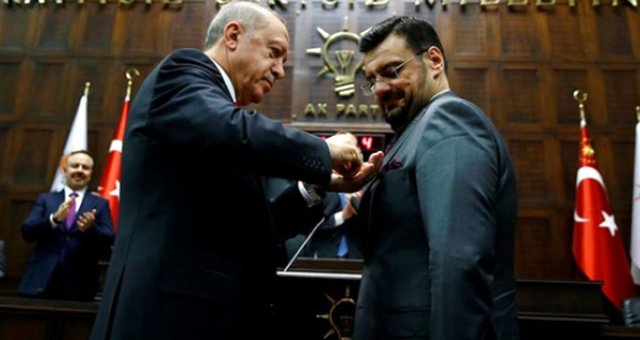 İYİ Parti’den AK Parti’ye Geçen Tamer Akkal’ın, 10 Gün Önce Cumhurbaşkanı Erdoğan İçin Söylediği Sözler Gündem Oldu