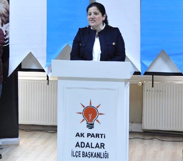 Özlem Öztekin Vural Açıkladı: Adalar’a Akülü Faytonlar Geliyor