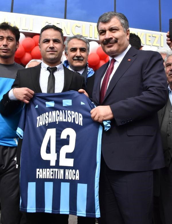 Sağlık Bakanı Koca’dan Çağrı: Sandığa Gitmeyi İhmal Etmemeliyiz (2)