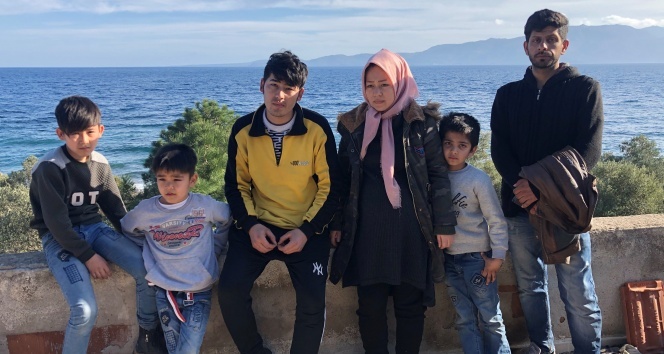 Yunanlılar mültecilerin parasını alıp dövdü