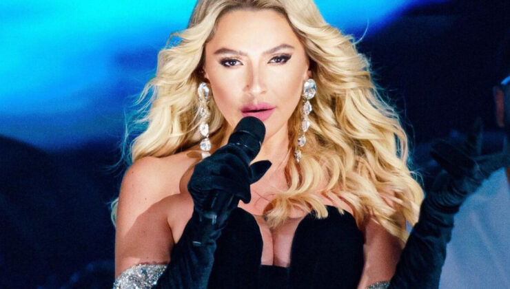 Hadise’nin tatil pozu
