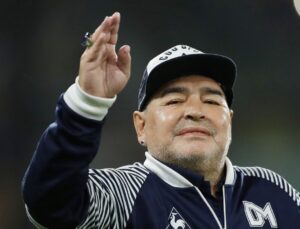 Diego Maradona’nın vefatının 3. yıl dönümü! Dünya efsane futbolcuyu anıyor
