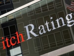Fitch Ratings, petrol fiyat öngörülerini artırdı! 2024’te 120 dolar uyarısı