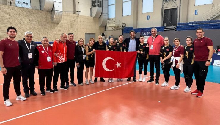 İsrail’i finalde yenen Bayan Golbol Ulusal Ekibi, mükafatı Filistin’e armağan etti
