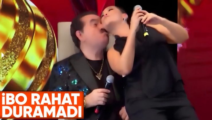 İbrahim Tatlıses yılbaşı gecesinde rahat durmadı: Hülya Avşar’a öpücük kondurdu