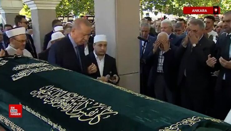 Cumhurbaşkanı Erdoğan, muharrir Mehmet Doğan’ın cenazesine katıldı