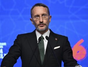 Fahrettin Altun: Şehit olan Heniyye’ye Allah’tan rahmet diliyorum