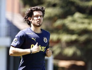 Fenerbahçe, Ferdi Kadıoğlu için direniyor! 40 milyon euro…