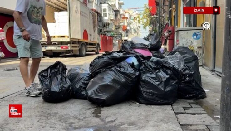 İzmir’de belediye çalışanları işi bıraktı: Kent merkezinde çöp yığınları oluştu