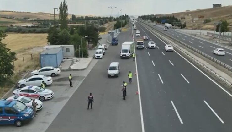 Trafikte bir haftada 2 milyon 526 bin 729 araç denetlendi