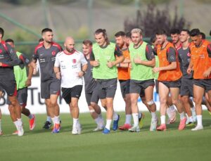 A Ulusal Grup, Galler maçı hazırlıklarını sürdürdü