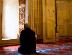 ‘Ne sıklıkla namaz kılarsınız’ anketi