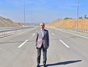 Aydın-Denizli Otoyolu hizmete açıldı: Bakan Uraloğlu açılışa katıldı