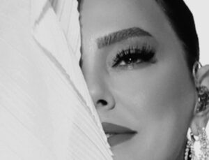 Ebru Gündeş’ten yakın kadraj poz! Fotoğrafına yorum yağdı