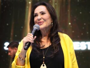 Türkan Şoray: “Dünyada savaşlar bitsin”