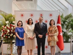 Ekvador’da Türkiye Fahri Başkonsolosluğu açıldı