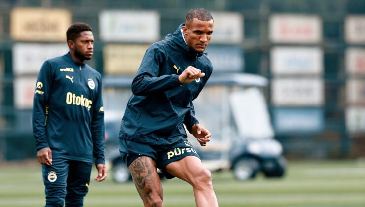 Fenerbahçe, ulusal oyuncuları olmadan çalıştı