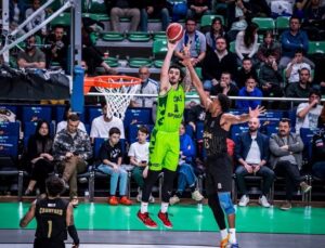 Erokspor, TOFAŞ’ı mağlup etti