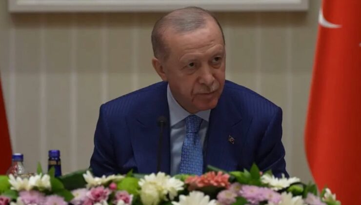 Cumhurbaşkanı Erdoğan, 1 Mayıs öncesi personelleri Beştepe’de kabul etti