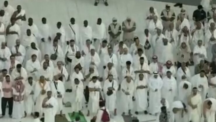 Mekke’de bayram hareketliliği: 1,7 milyon Müslüman Mescid-i Haram’da
