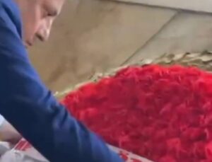 CHP’de “Genel Başkanlık” krizi Anıtkabir’e taşındı