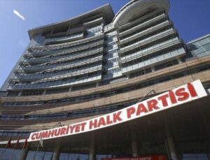 CHP’de MYK sona erdi: FETÖ ve yolsuzlukla çaba kararı