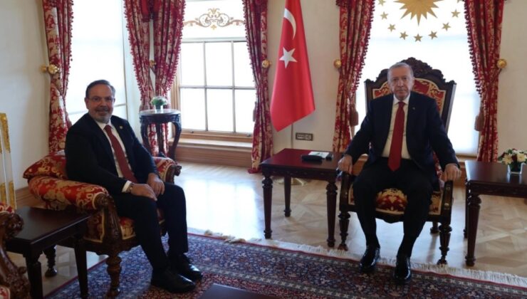 Cumhurbaşkanı Erdoğan, AK Parti İstanbul Milletvekili Halis Dalkılıç’ı kabul etti
