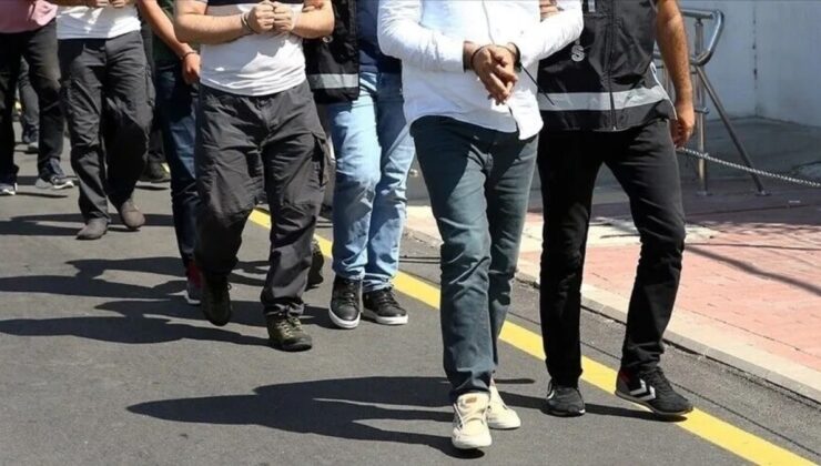 İstanbul merkezli 16 ilde siber cürüm operasyonu: 20 gözaltı