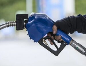 Motorine 1,12 lira artırım: Pompa fiyatlarına yansıdı