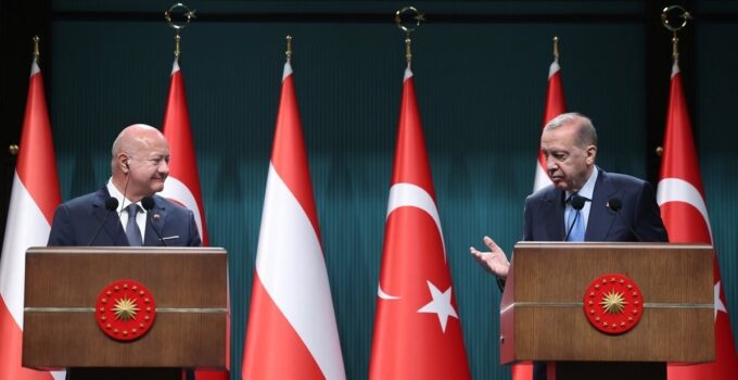 Cumhurbaşkanı Erdoğan’dan vize serbestisi vurgusu
