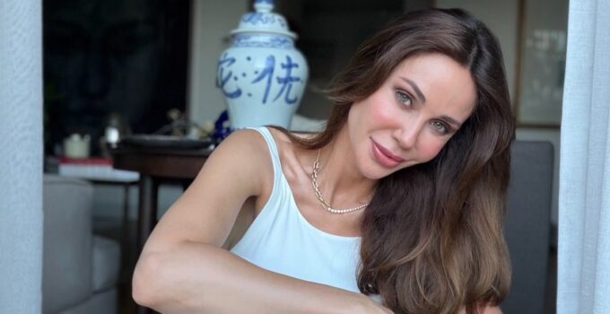 Eski mankendi! Demet Şener formunun sırrını verdi