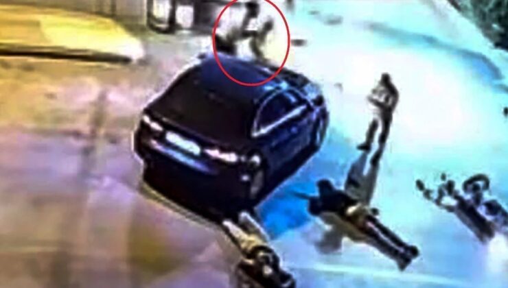 Mersin’de arabasıyla çarptığı motosikletten düşen 2 kişinin üzerinden geçerek kaçan şoför yakalandı